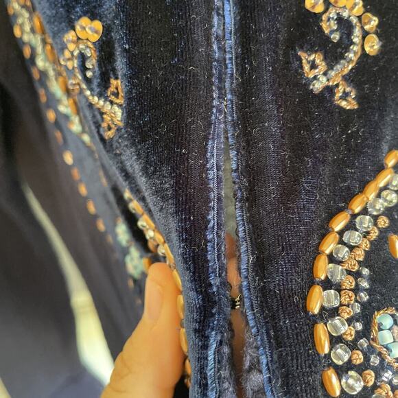 Soft Surroundings Women's Beaded Velvet Cardigan Sweater Size L Boho Embellished - Picture 7 of 16